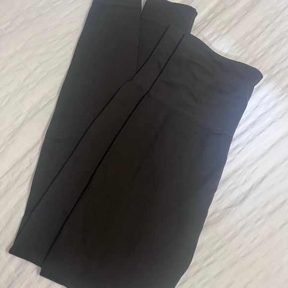 SET active leggings - Picture 3 of 6